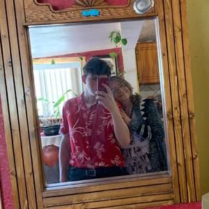 Meet your Posher, Viola